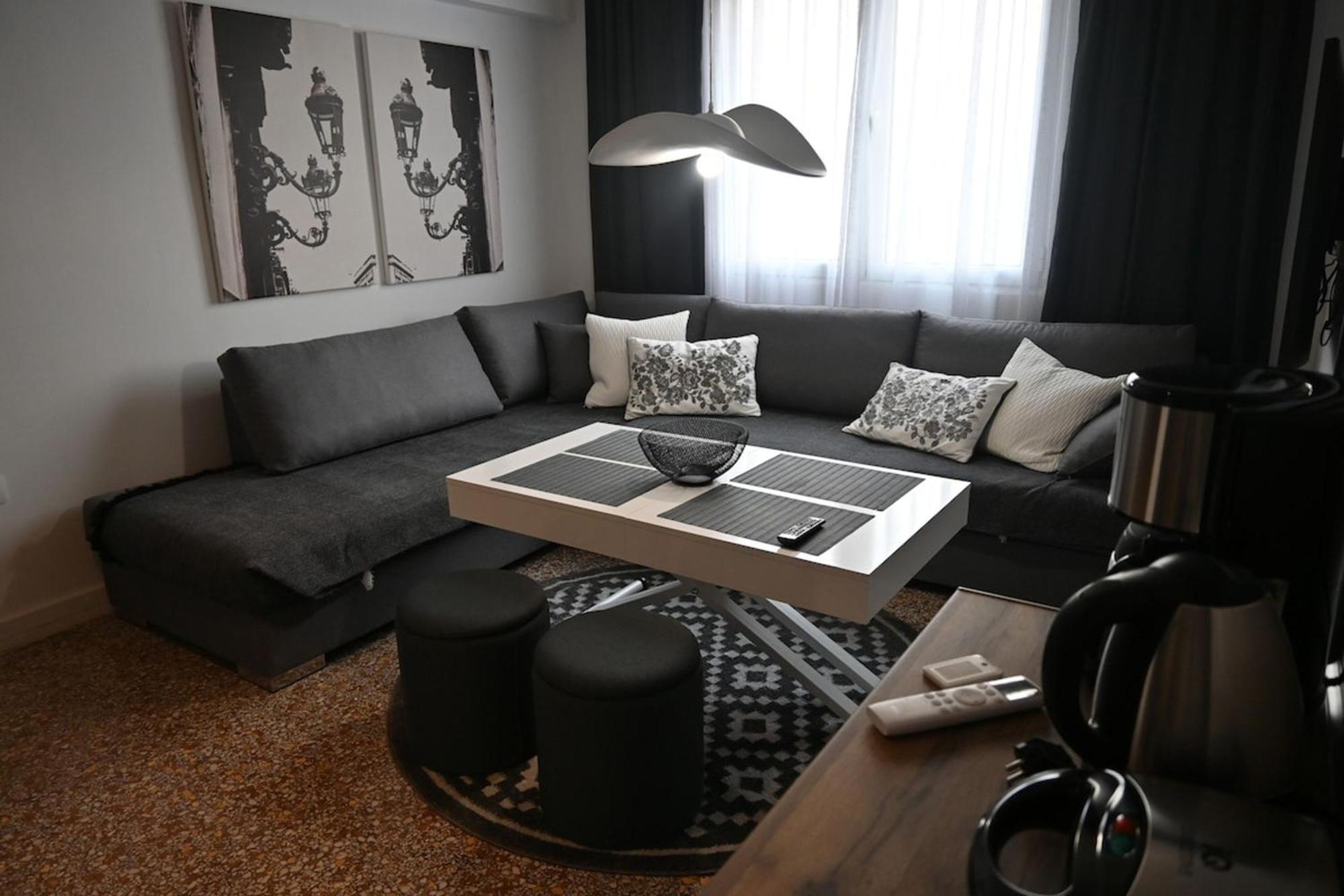 Haris 303 Apartment By Vpn Accomodation เอเธนส์ ภายนอก รูปภาพ