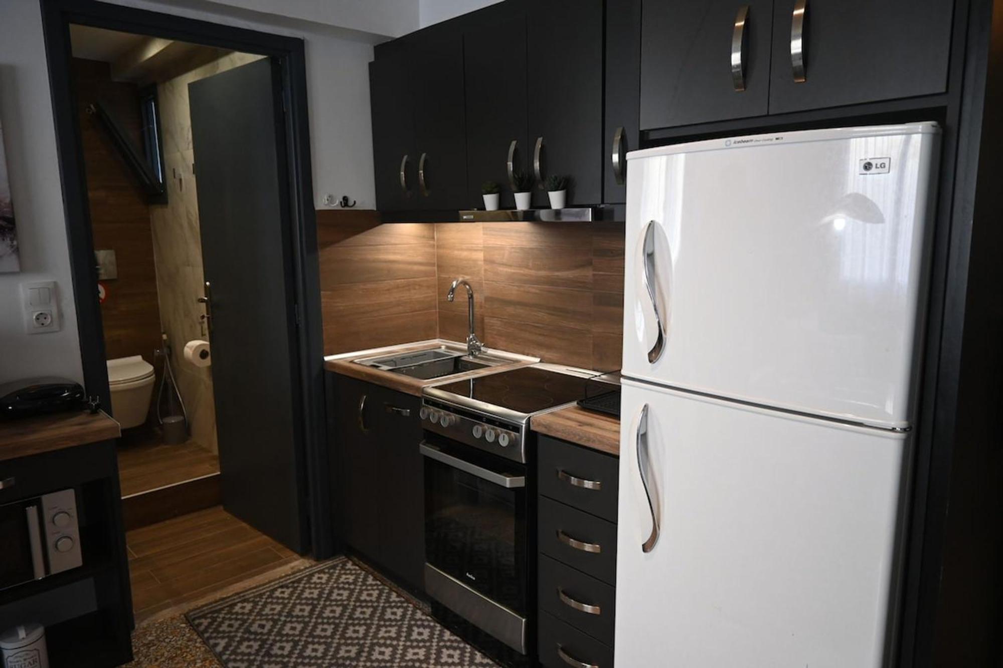 Haris 303 Apartment By Vpn Accomodation เอเธนส์ ภายนอก รูปภาพ